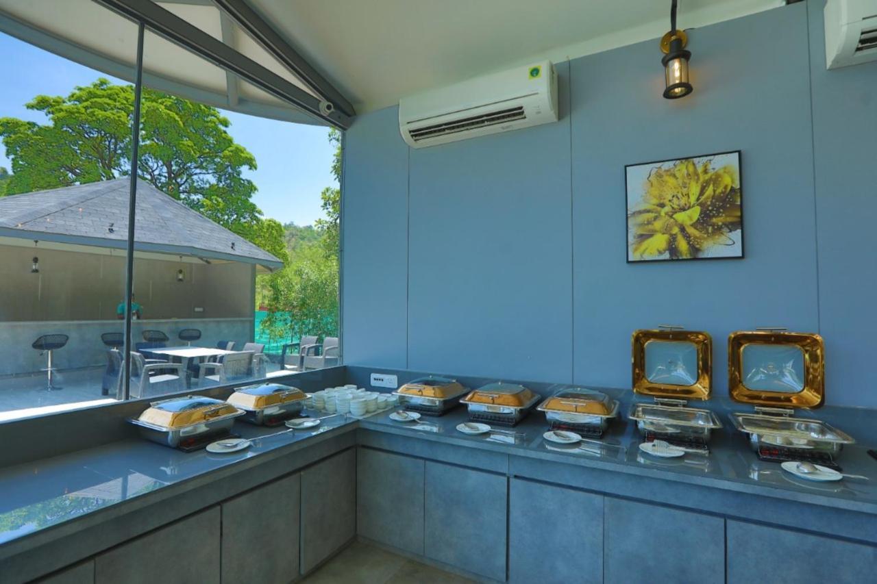 סילבאסה White Feather Resort Kauncha מראה חיצוני תמונה