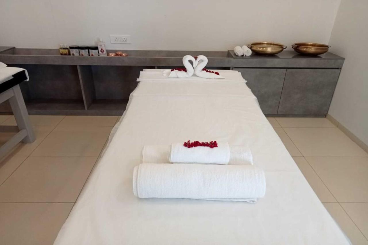 סילבאסה White Feather Resort Kauncha מראה חיצוני תמונה
