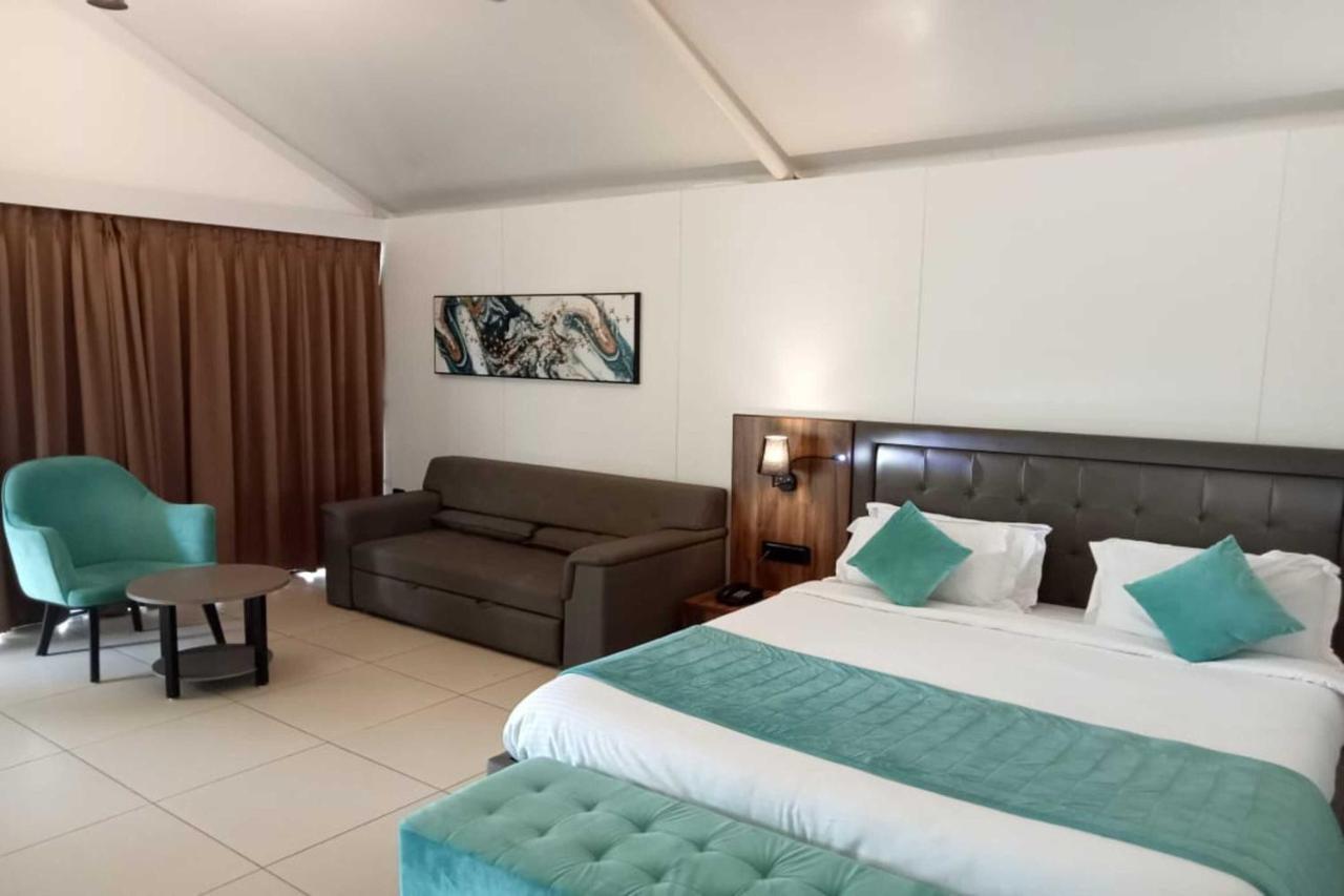 סילבאסה White Feather Resort Kauncha מראה חיצוני תמונה