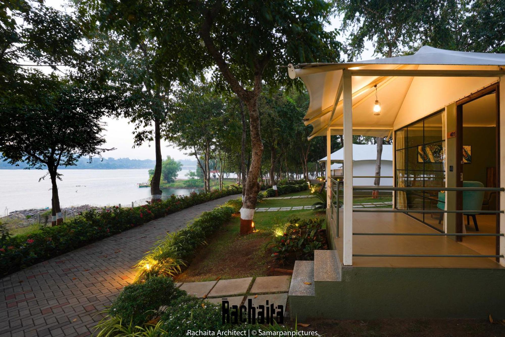 סילבאסה White Feather Resort Kauncha מראה חיצוני תמונה